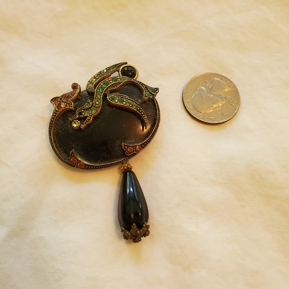 Unique vintage costume brooch